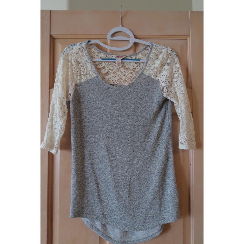 Half sleeve Tee